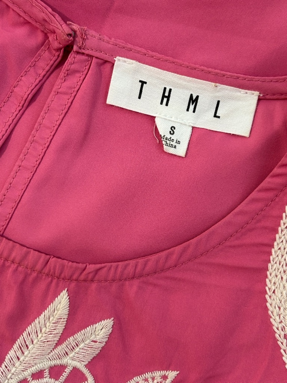 THML Pink Embroidered Ruffle Sleeve Top Size Small EUC - Picture 4 of 5